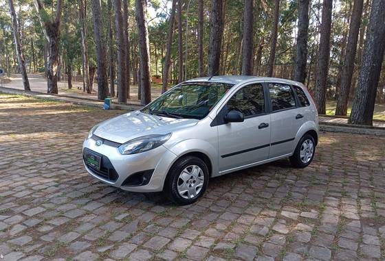 FORD FIESTA 1.0 ROCAM HATCH 8V FLEX 4P MANUAL